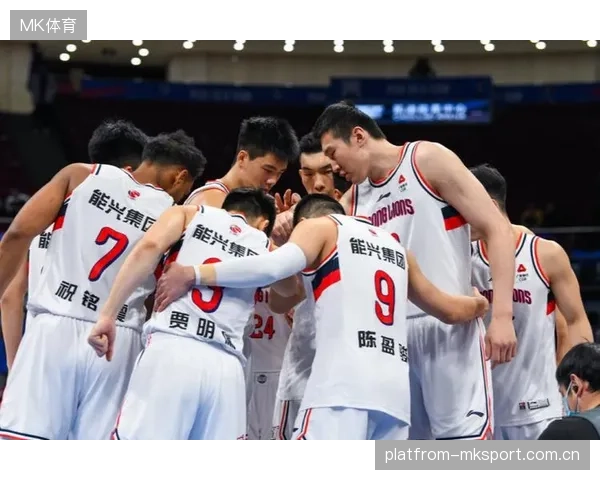 CBA深圳连取两分终结对手反扑势头，胜利背后的关键时刻