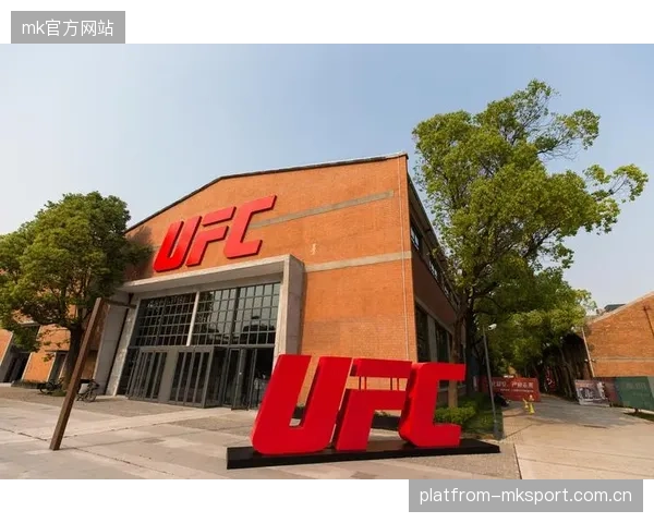 UFC实战对抗与擂台节奏训练：打造顶级格斗力的秘密武器